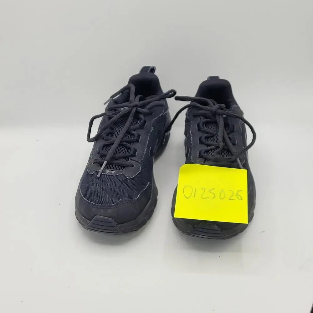 Under Armour Charged Assert 9 black Running boy's size 5.5y
